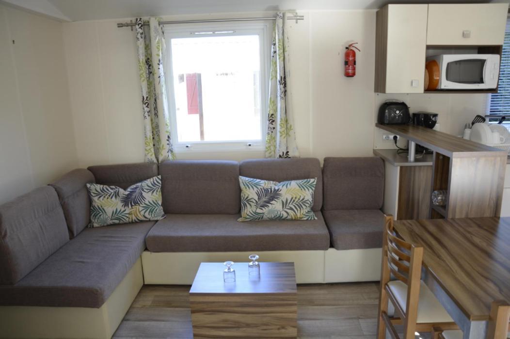 Mobilhome 6/8 Personnes 3Ch La Reserve **** Gastes Exterior photo